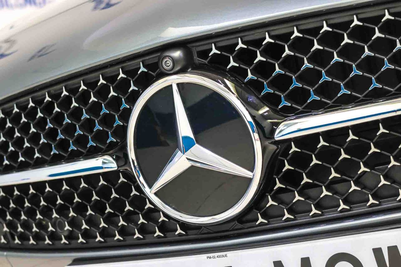 Mercedes Clase C C 220d AMG Line **Techo solar** - Foto 11
