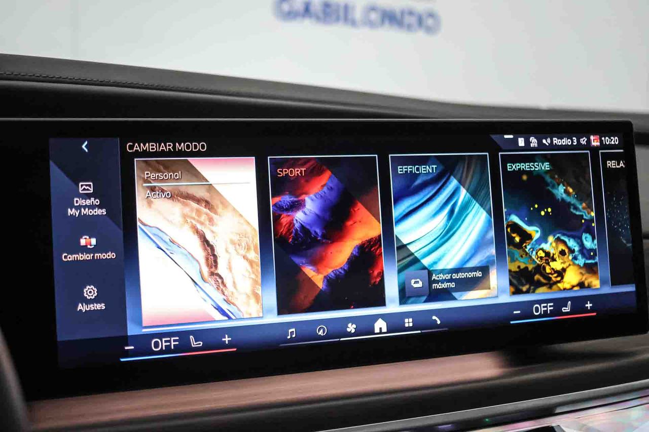 BMW i7 eDrive50 M Sport **Techo panorámico** - Foto 79