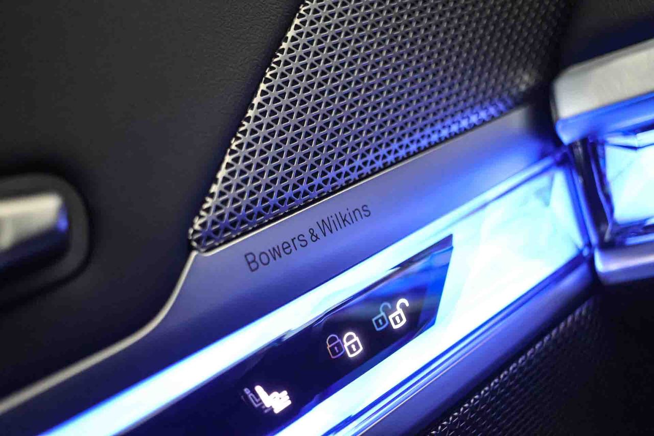 BMW i7 eDrive50 M Sport **Techo panorámico** - Foto 39