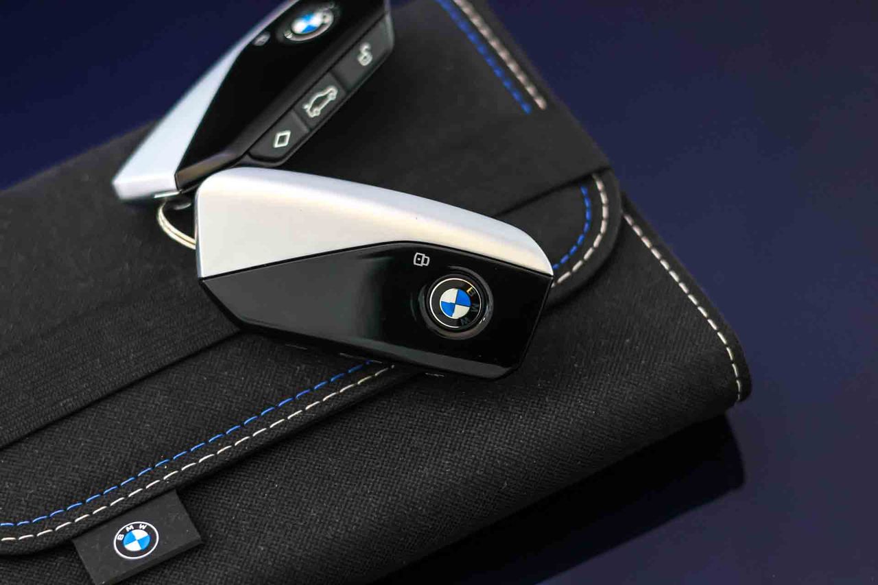 BMW i7 eDrive50 M Sport **Techo panorámico** - Foto 85