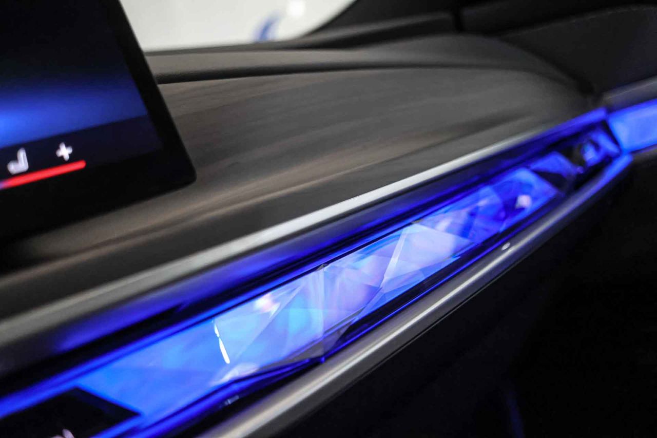 BMW i7 eDrive50 M Sport **Techo panorámico** - Foto 53