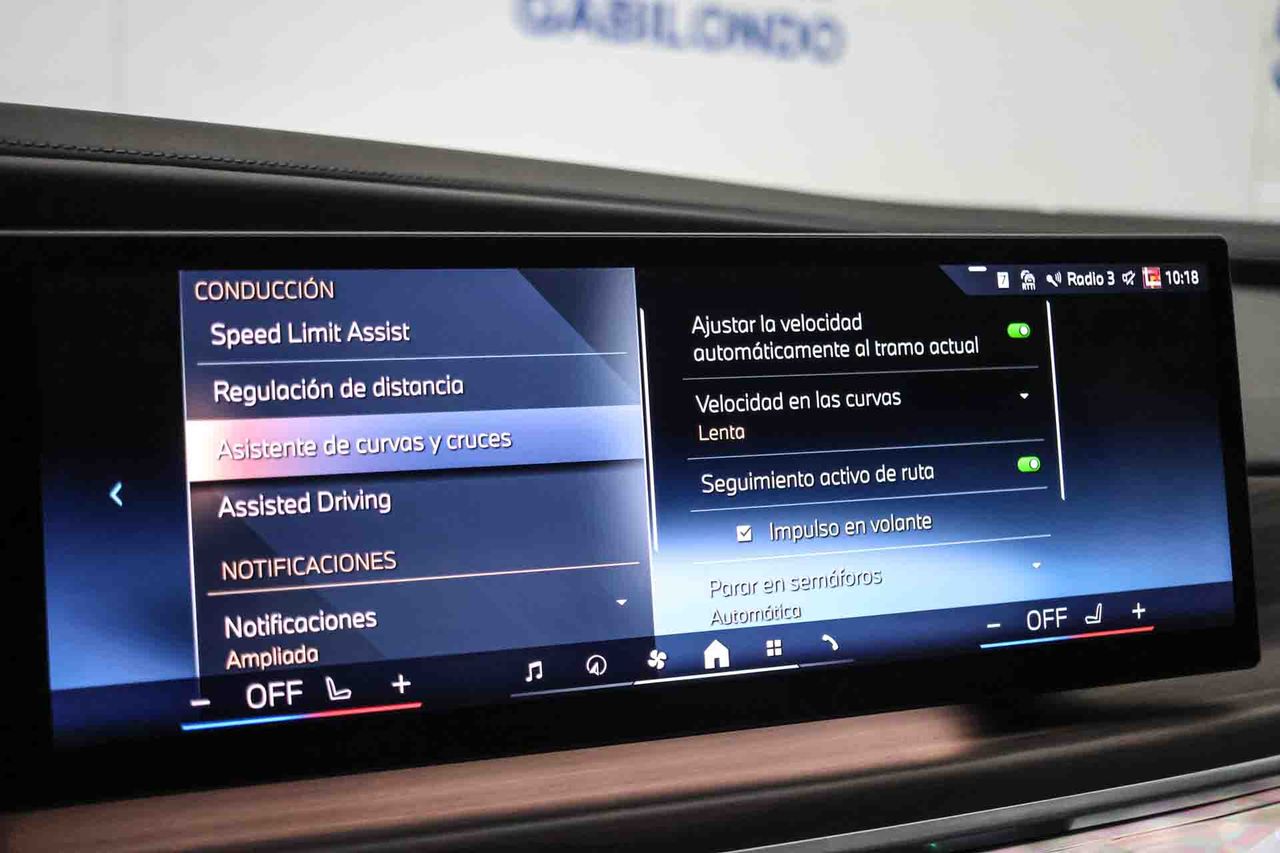 BMW i7 eDrive50 M Sport **Techo panorámico** - Foto 73