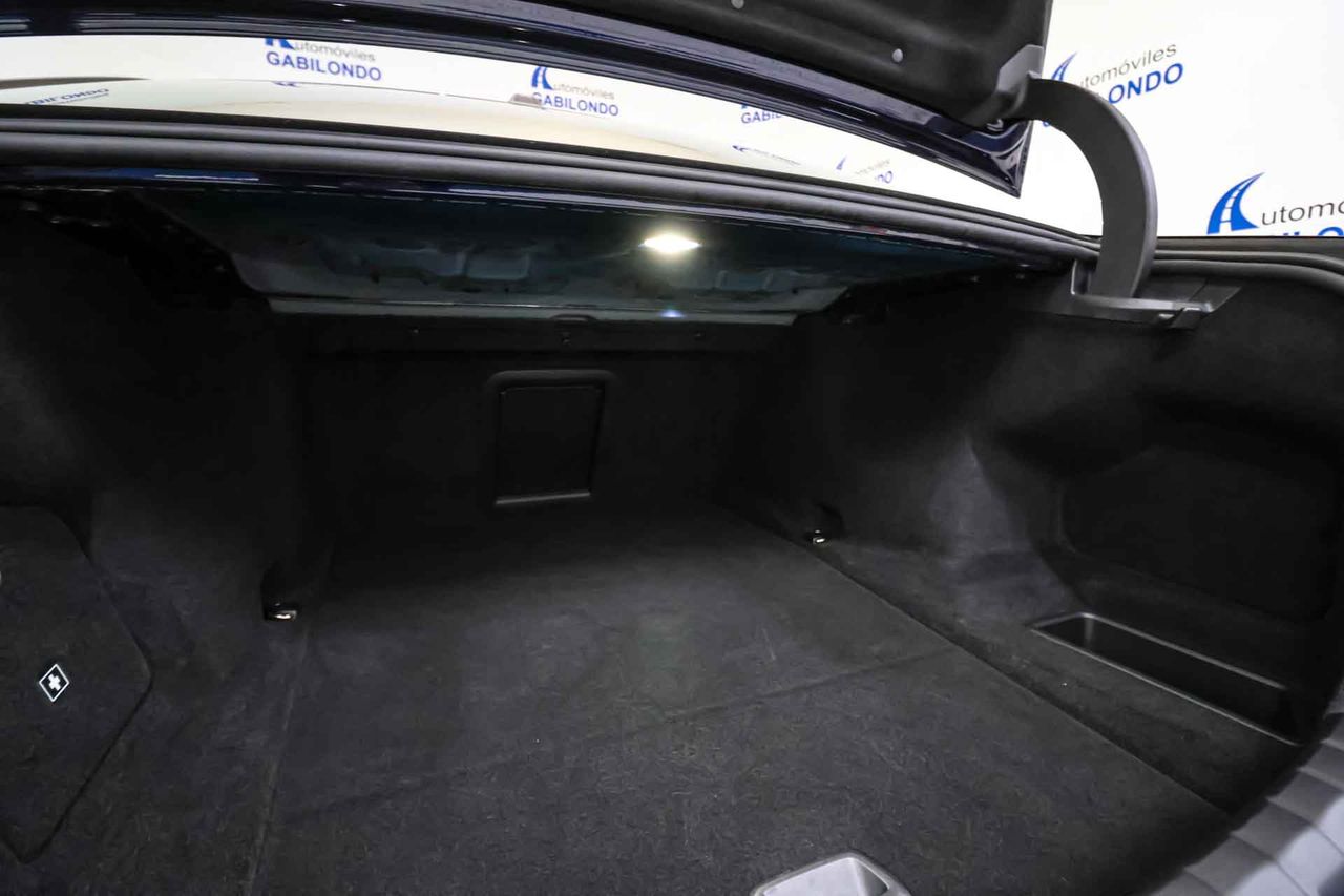 BMW i7 eDrive50 M Sport **Techo panorámico** - Foto 59