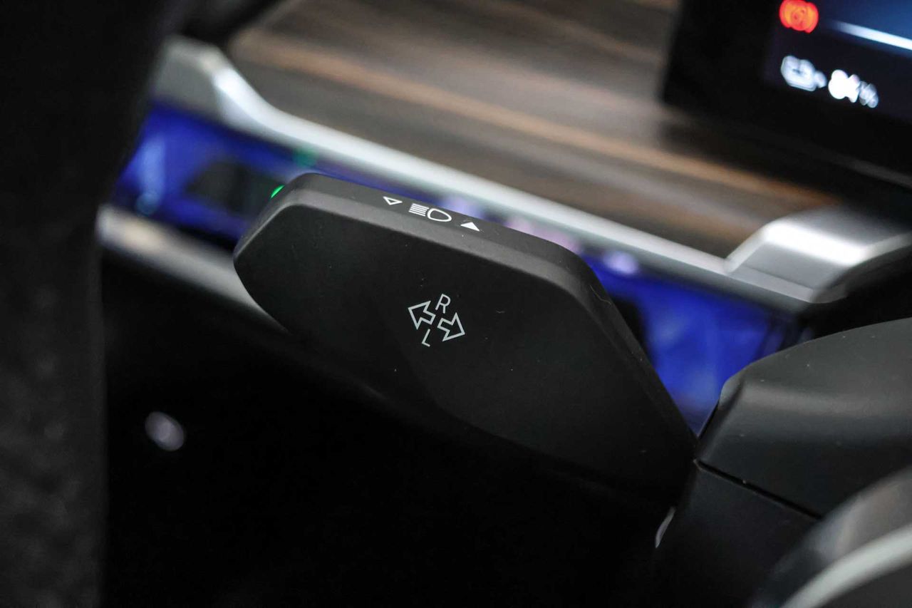 BMW i7 eDrive50 M Sport **Techo panorámico** - Foto 47