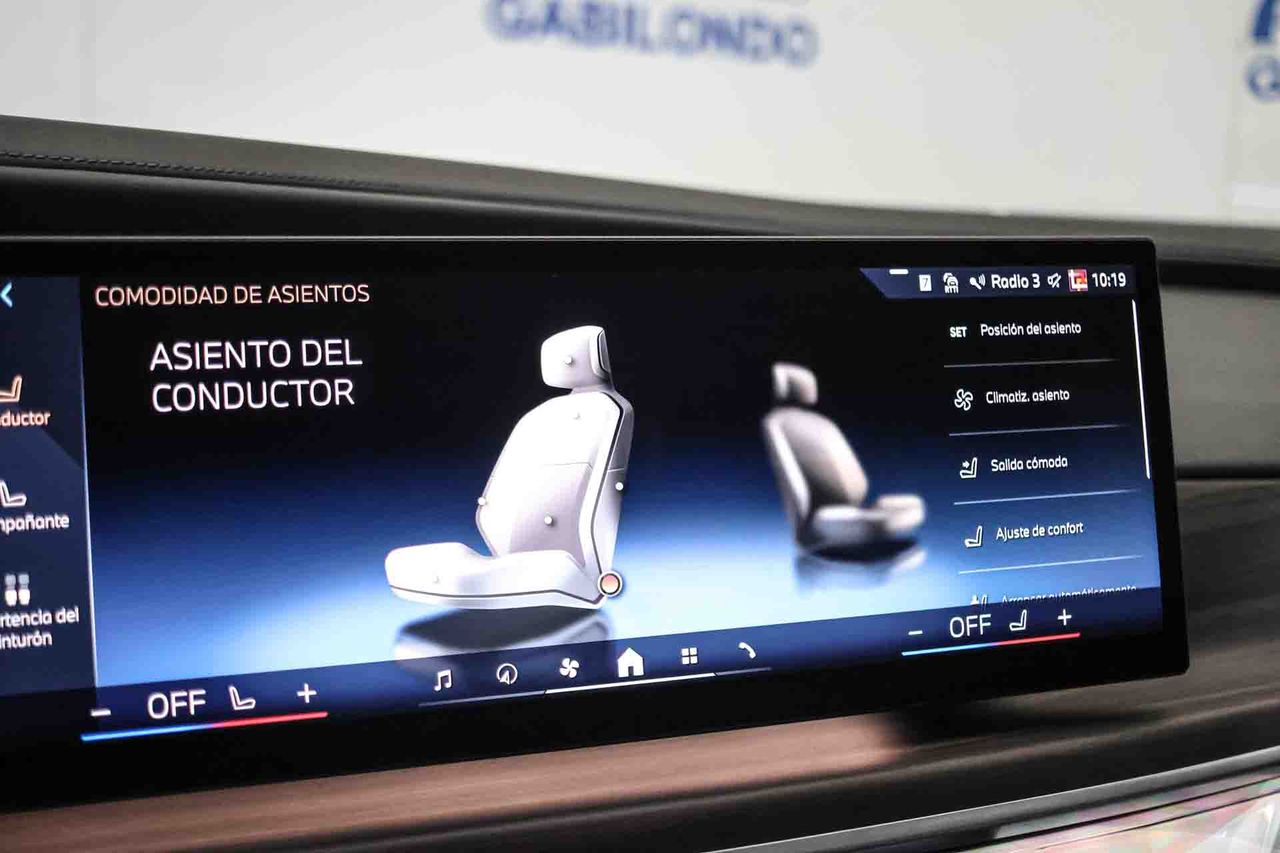 BMW i7 eDrive50 M Sport **Techo panorámico** - Foto 76