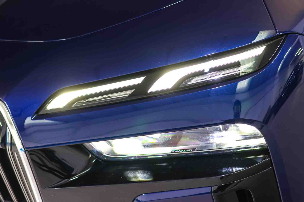 BMW i7 eDrive50 M Sport **Techo panorámico** - Foto 18
