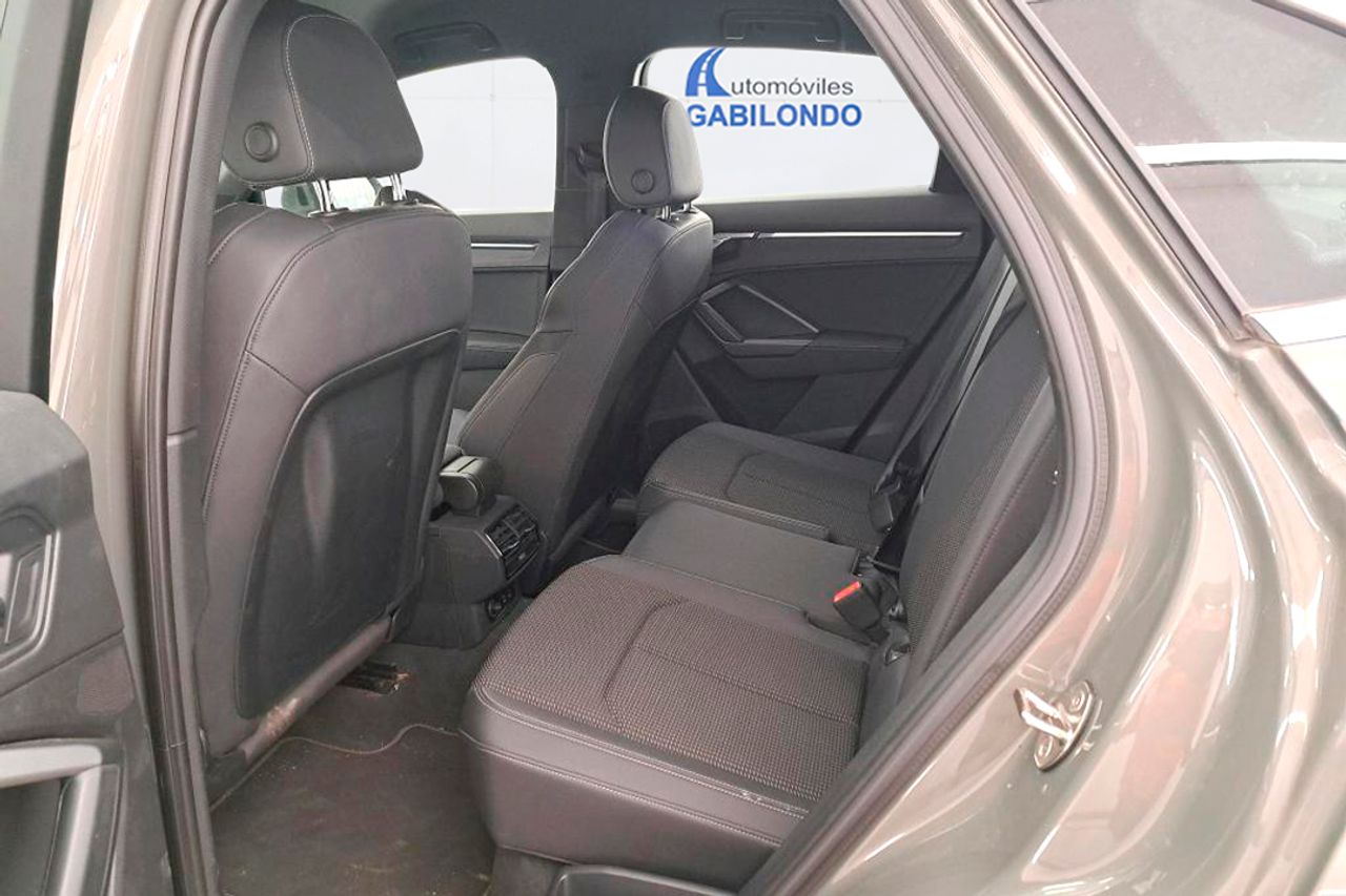 Audi Q3 35 TFSI 110kW (150CV) S tronic S Line - Foto 7