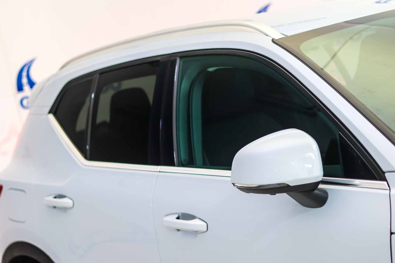 Volvo XC40 1.5 T5 Twin Momentum Auto - Foto 18
