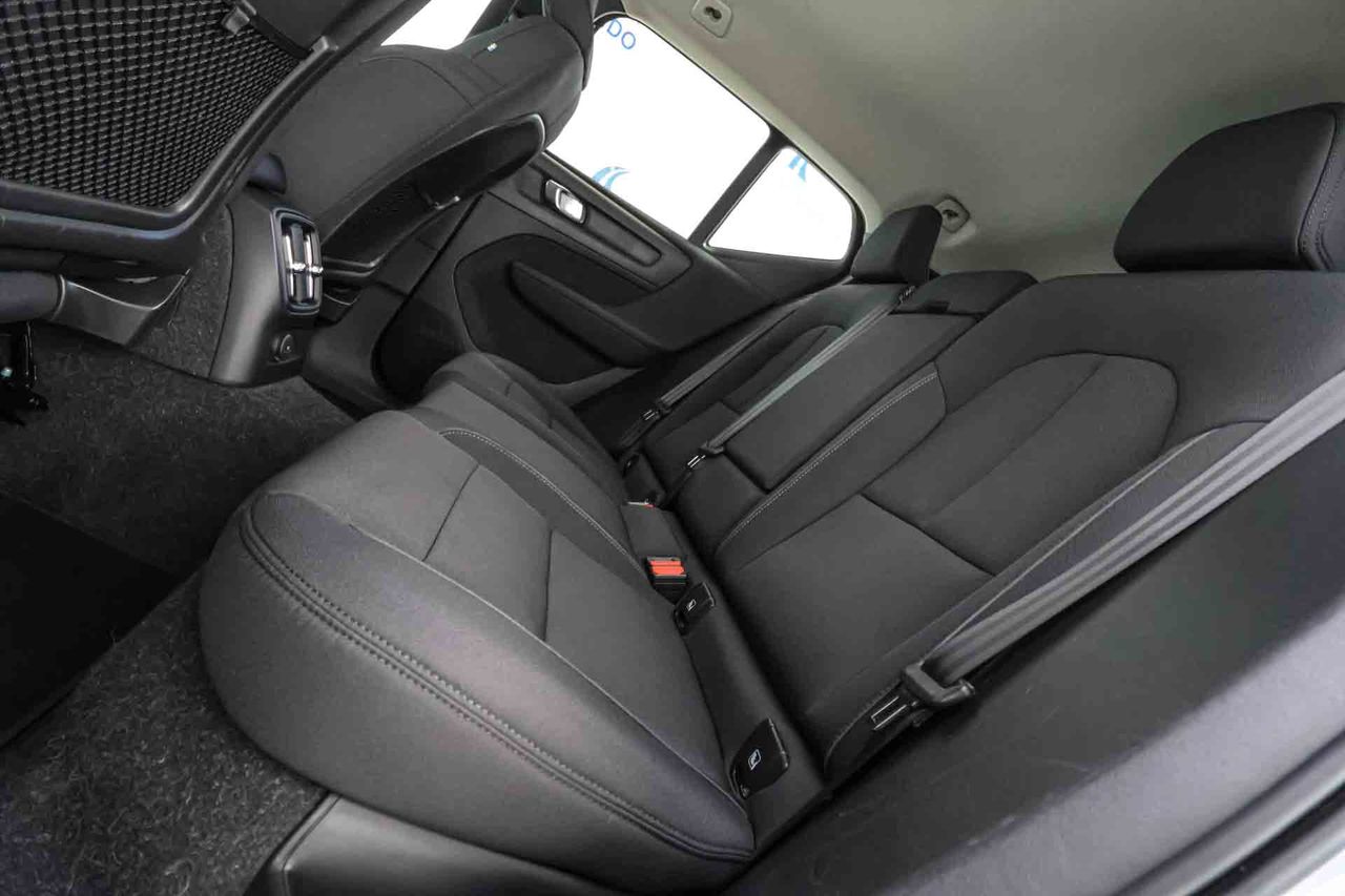 Volvo XC40 1.5 T5 Twin Momentum Auto - Foto 50