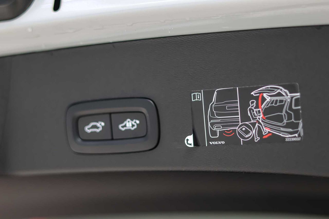 Volvo XC40 1.5 T5 Twin Momentum Auto - Foto 57