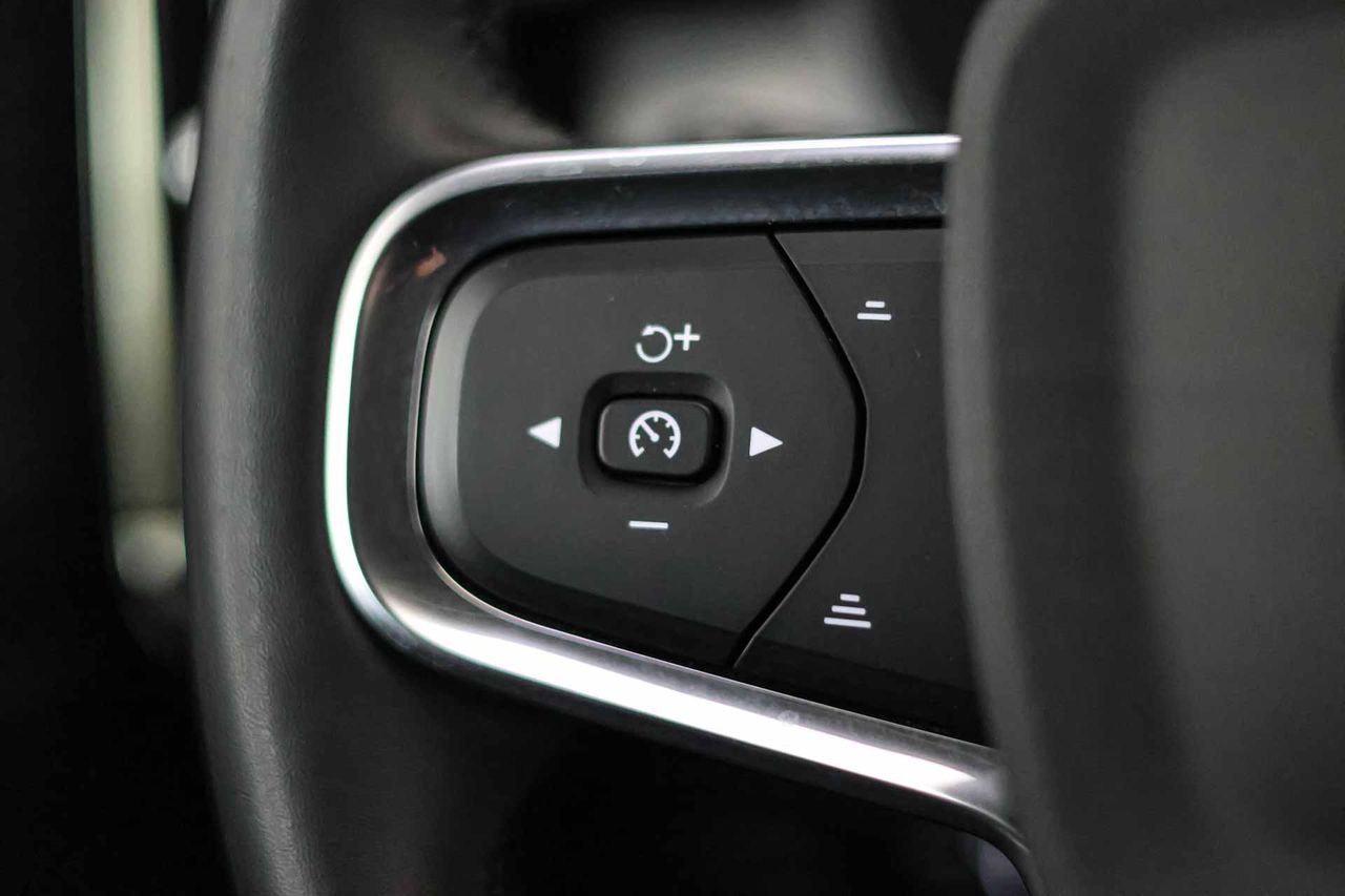 Volvo XC40 1.5 T5 Twin Momentum Auto - Foto 40