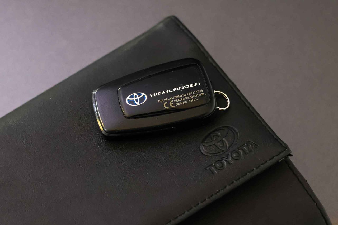 Toyota Highlander 2.5 Advance AWD-i **7 plazas** - Foto 75