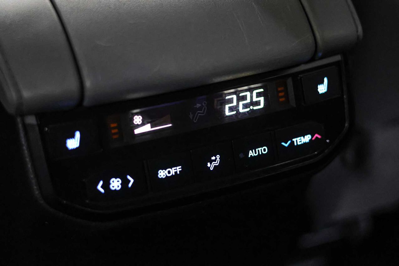 Toyota Highlander 2.5 Advance AWD-i **7 plazas** - Foto 54