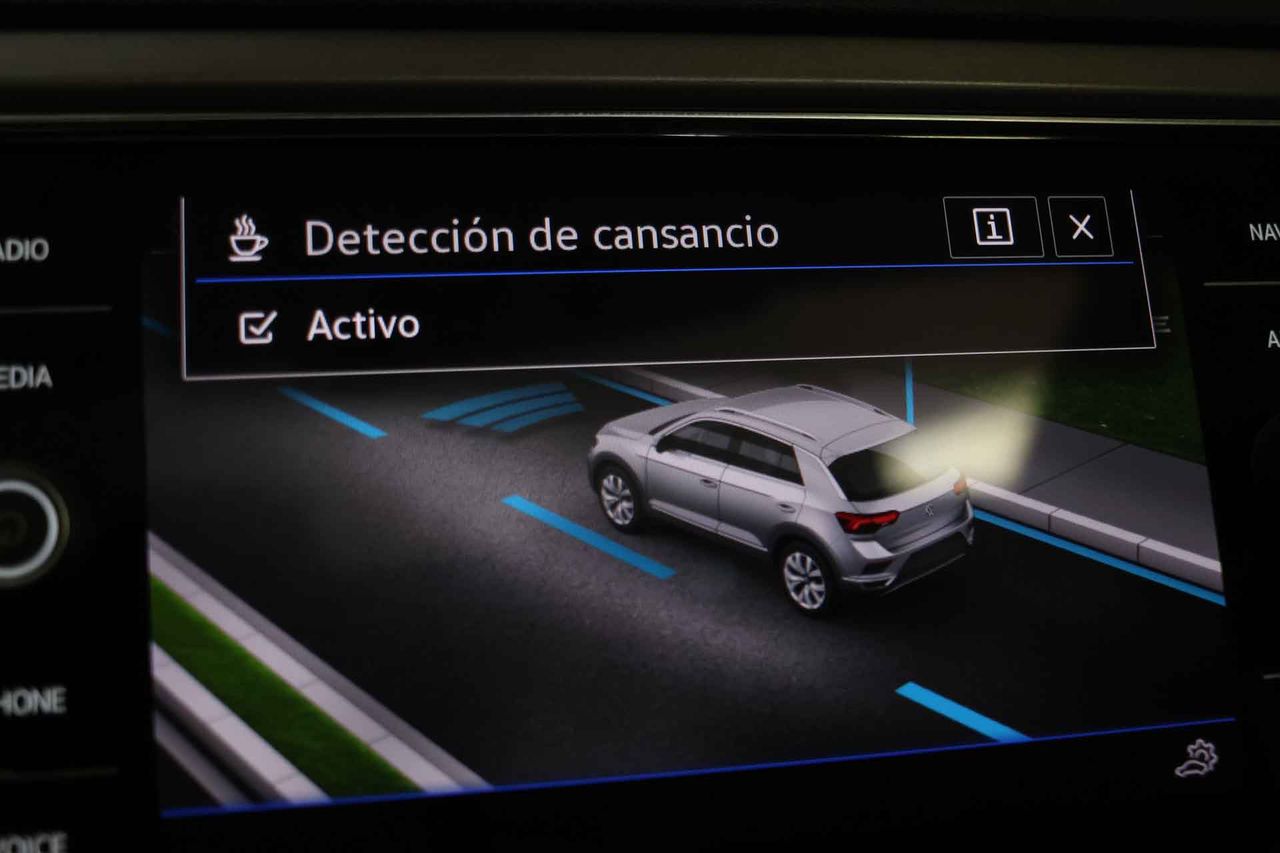 Volkswagen T-Roc Advance 1.5 TSI 110kW (150CV) **Techo panorámico** - Foto 65
