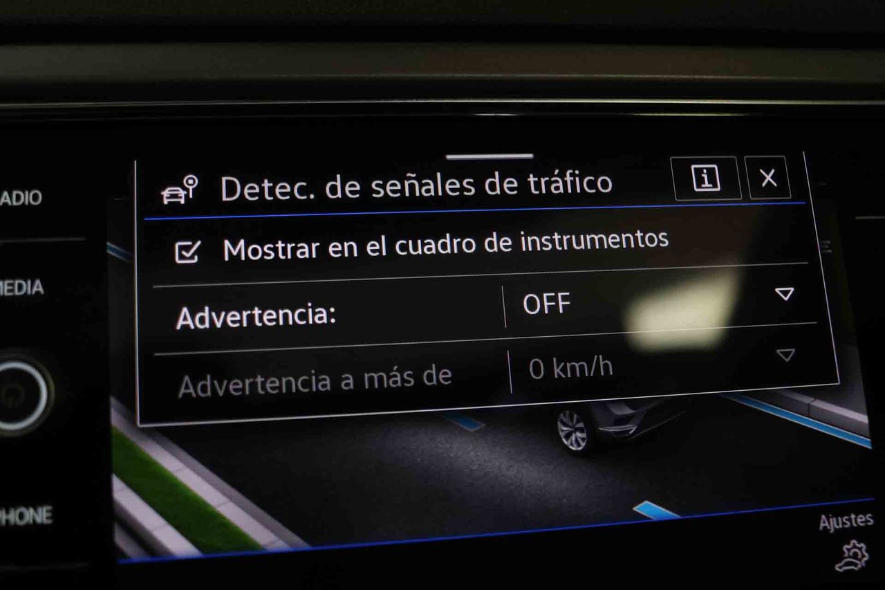 Volkswagen T-Roc Advance 1.5 TSI 110kW (150CV) **Techo panorámico** - Foto 64