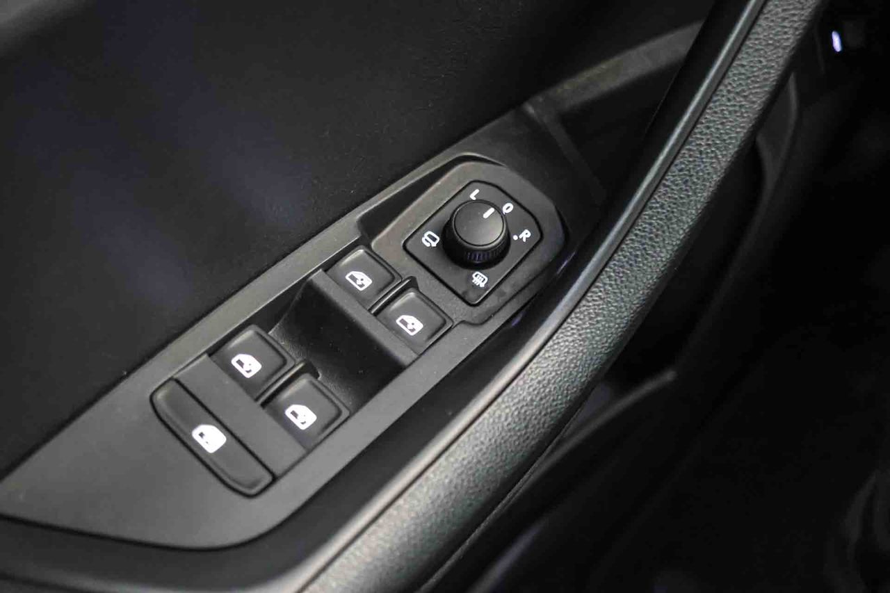 Skoda Karoq 2.0 TDI 85kW (115CV) Ambition - Foto 30