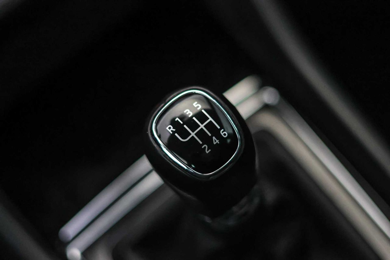 Skoda Karoq 2.0 TDI 85kW (115CV) Ambition - Foto 43