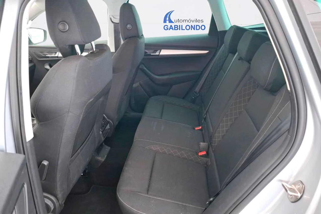 Skoda Karoq 2.0 TDI 85kW (115CV) Ambition - Foto 8