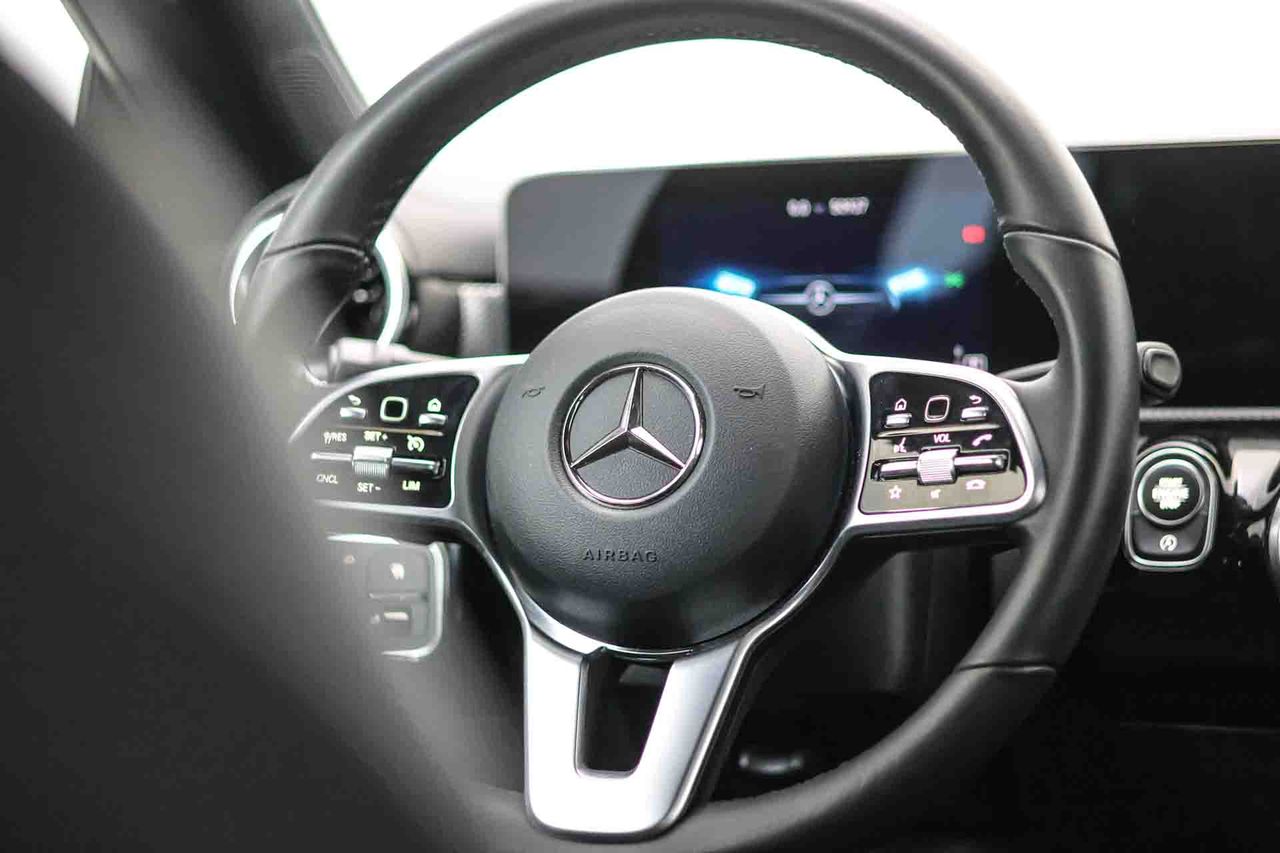 Mercedes CLA Shooting Brake 180 D DCT - Foto 32