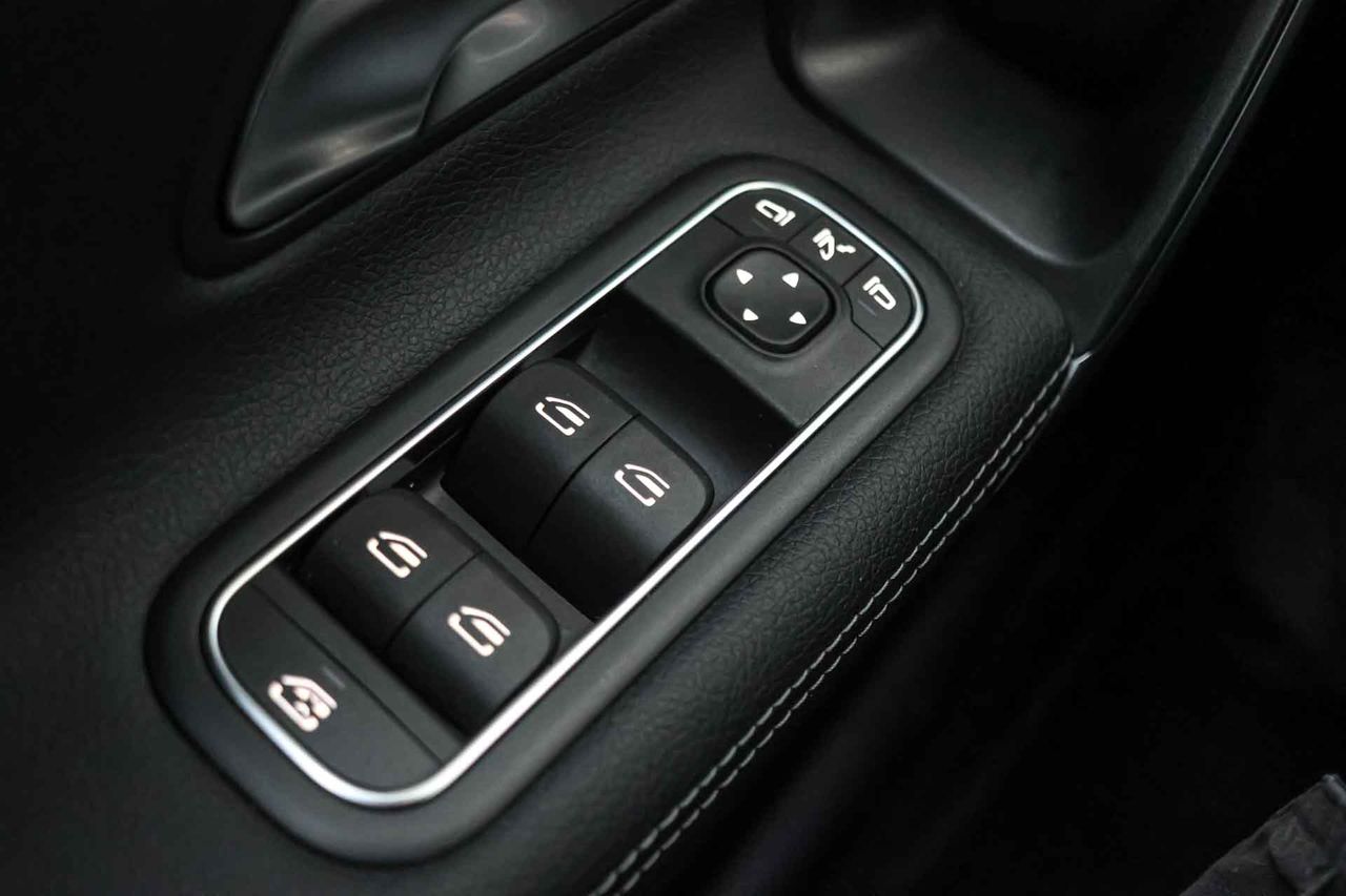 Mercedes CLA Shooting Brake 180 D DCT - Foto 29