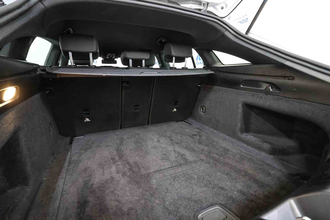 Mercedes CLA Shooting Brake 180 D DCT - Foto 50