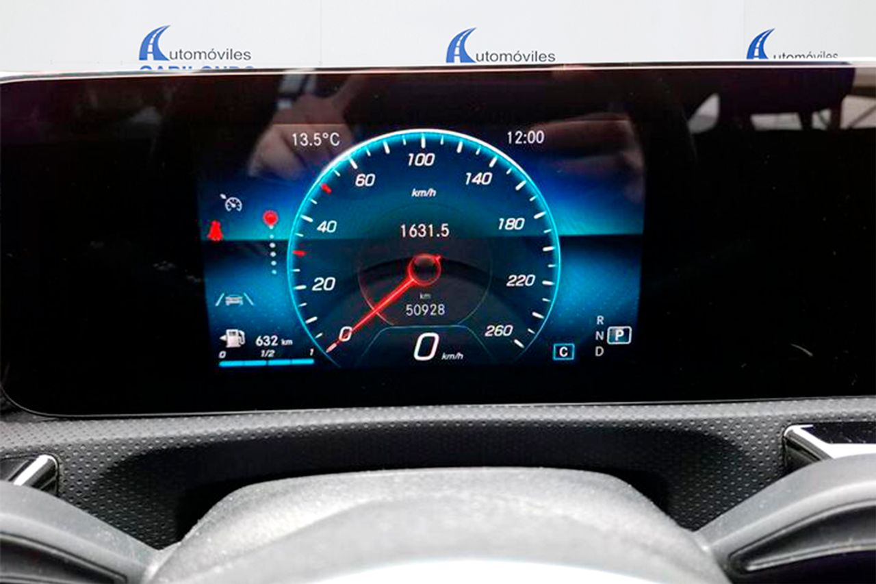 Mercedes CLA Shooting Brake 180 D DCT - Foto 5