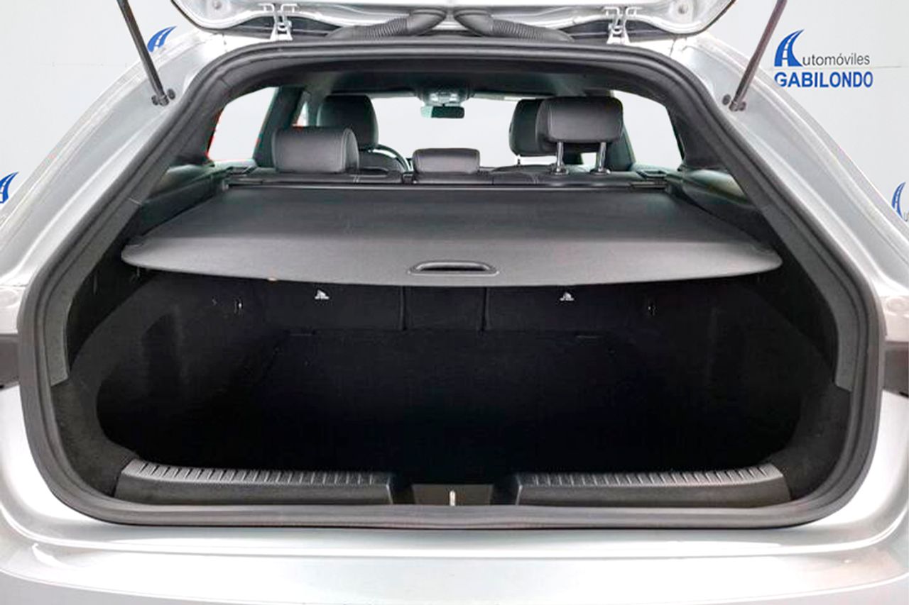 Mercedes CLA Shooting Brake 180 D DCT - Foto 9