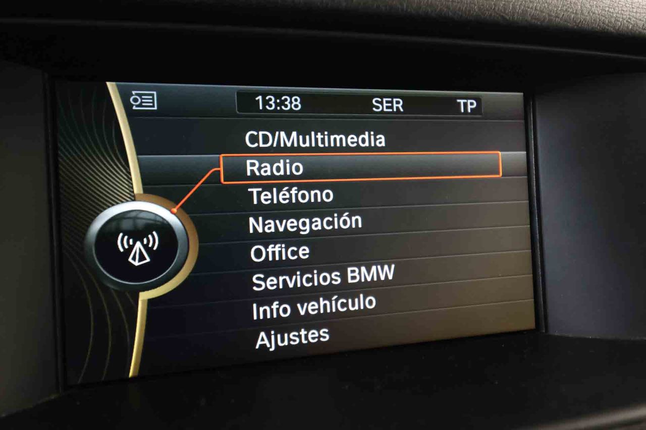 BMW X1 sDrive18d - Foto 18