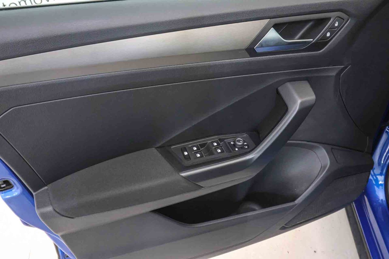Volkswagen T-Roc Advance 1.5 TSI 110kW (150CV) DSG - Foto 28