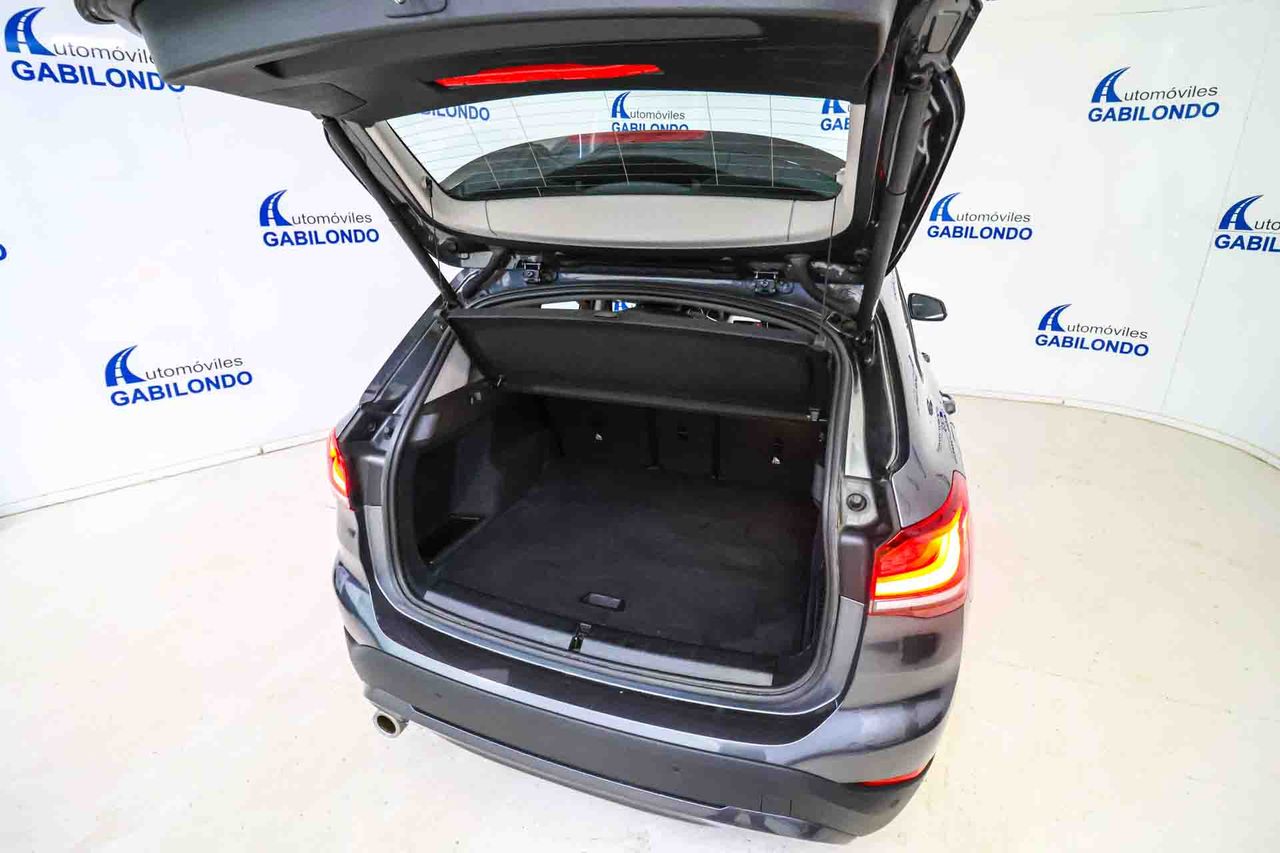 BMW X1 sDrive18i Auto xLine - Foto 51