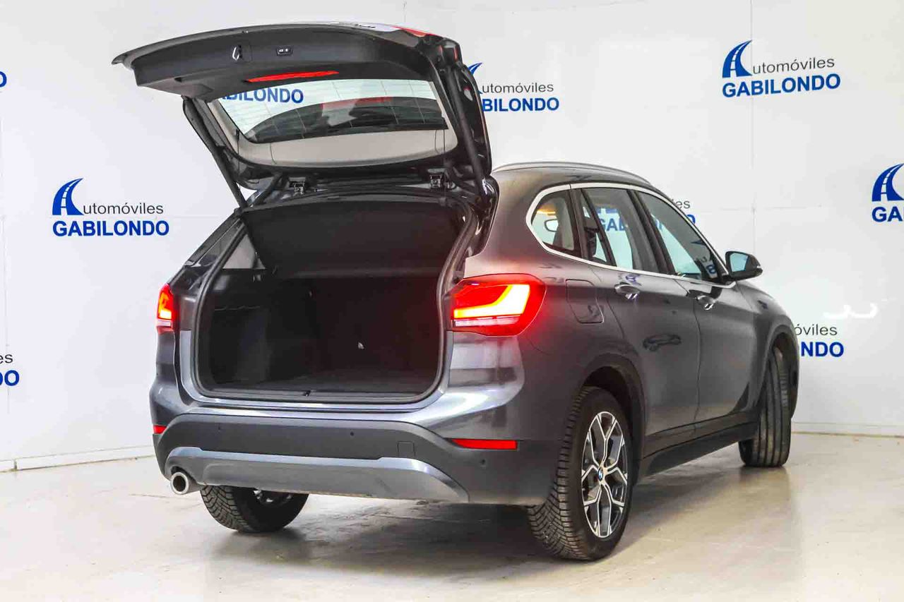 BMW X1 sDrive18i Auto xLine - Foto 17