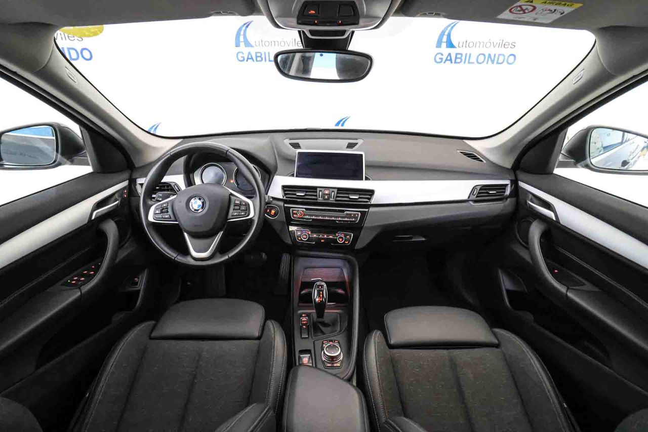 BMW X1 sDrive18i Auto xLine - Foto 32
