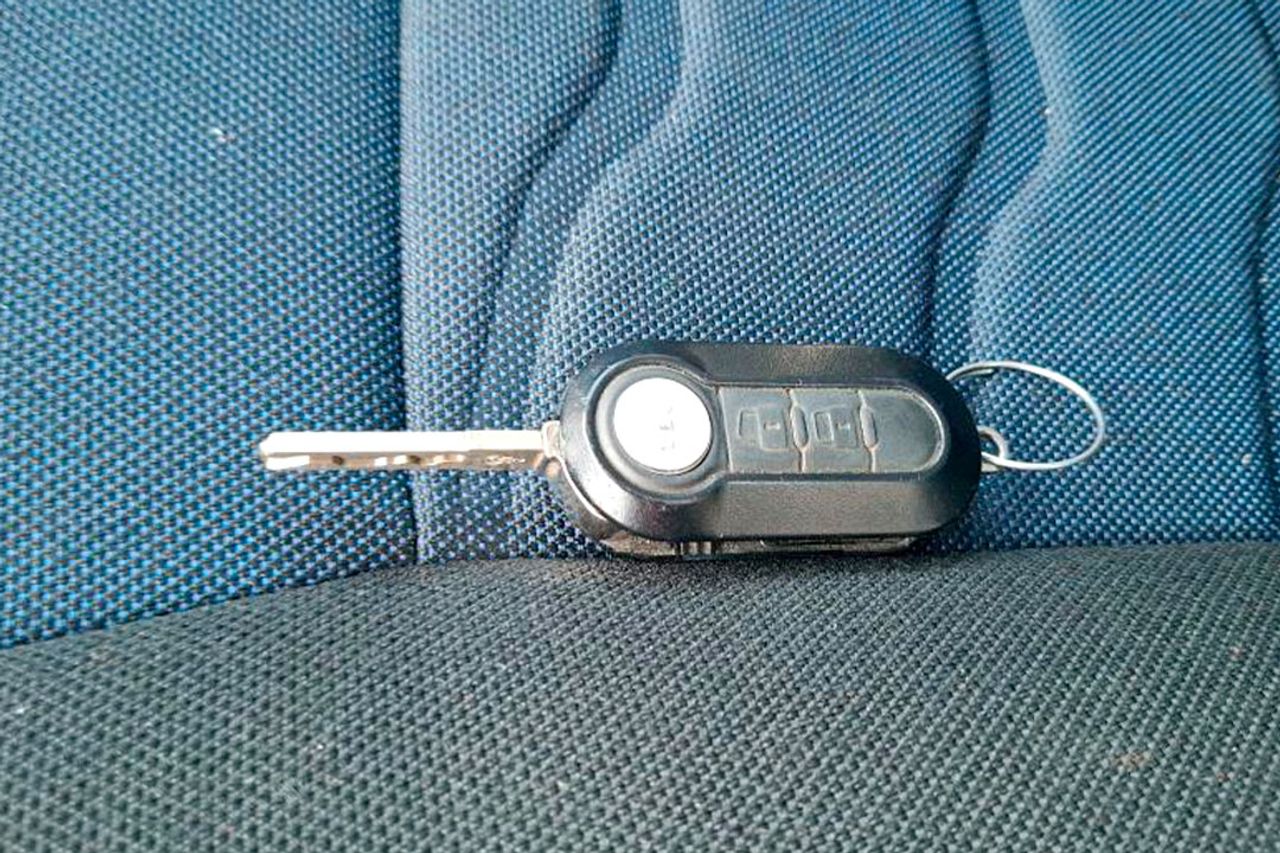 Iveco Daily Chasis Cabina 2.3 35S16S 3450 LEAF - Foto 8