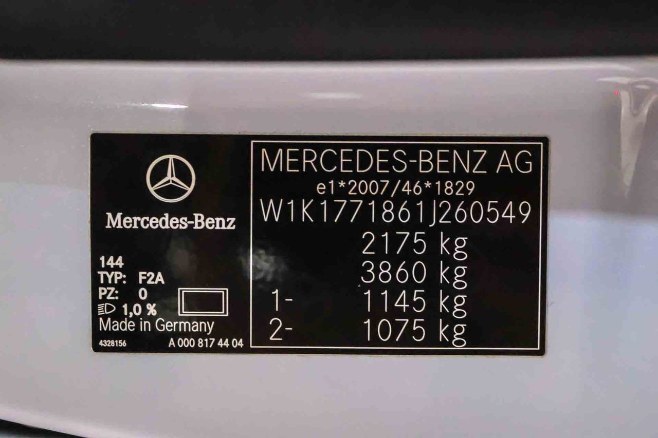 Mercedes Clase A Sedán A 250 e **Techo panorámico** - Foto 8