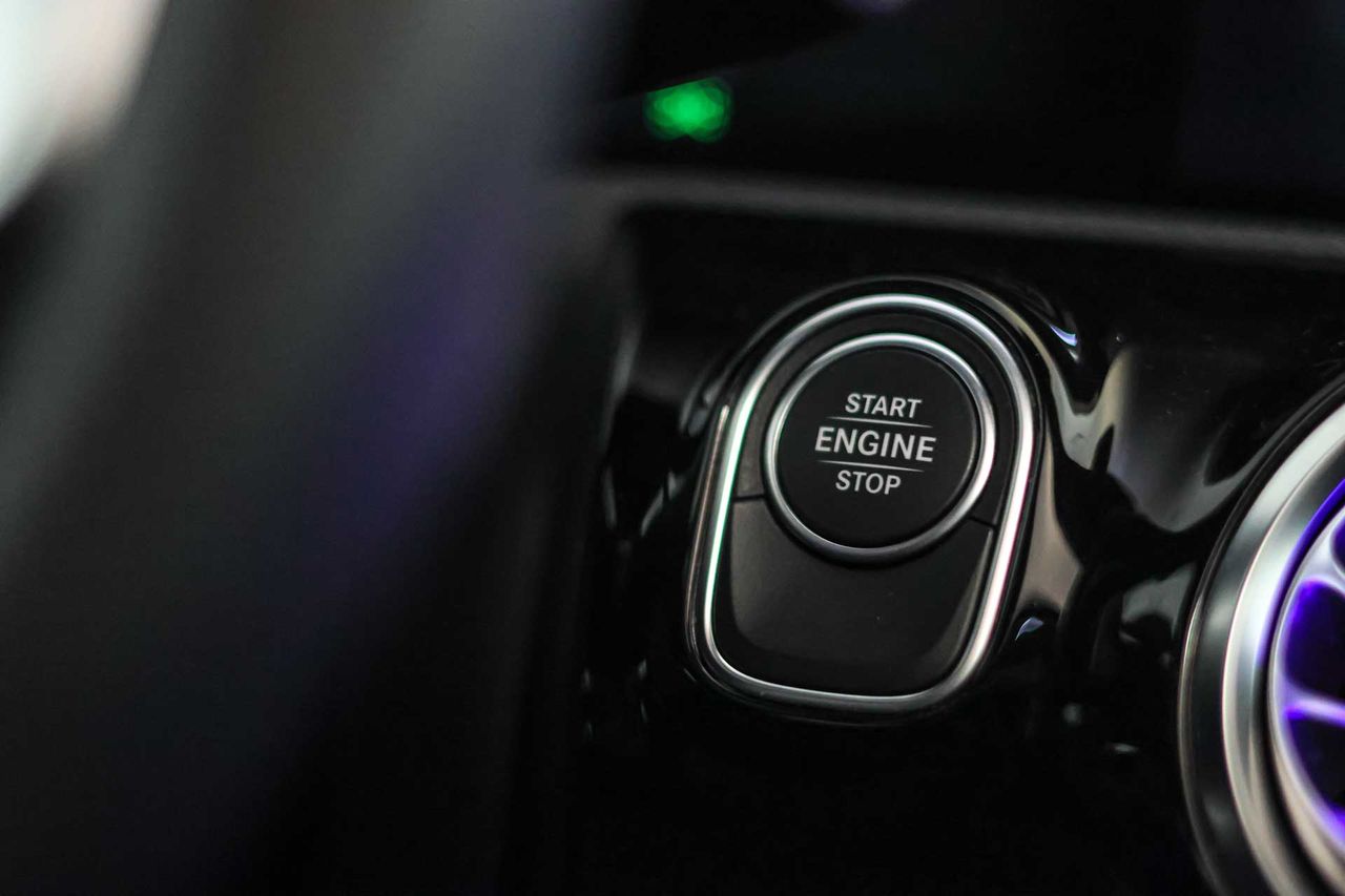 Mercedes Clase A Sedán A 250 e **Techo panorámico** - Foto 45