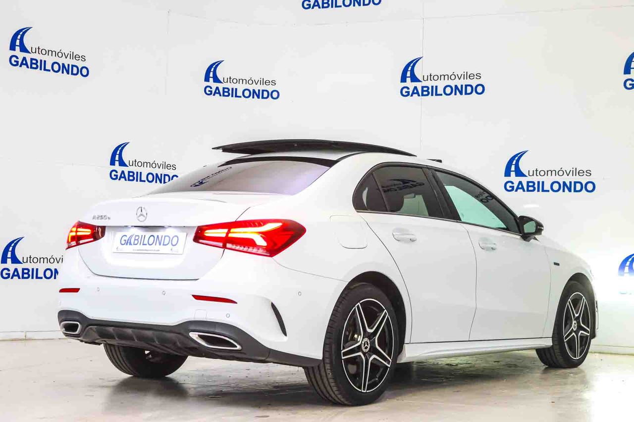 Mercedes Clase A Sedán A 250 e **Techo panorámico** - Foto 13
