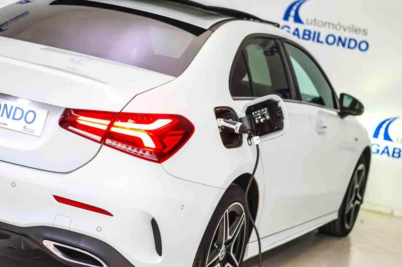 Mercedes Clase A Sedán A 250 e **Techo panorámico** - Foto 10