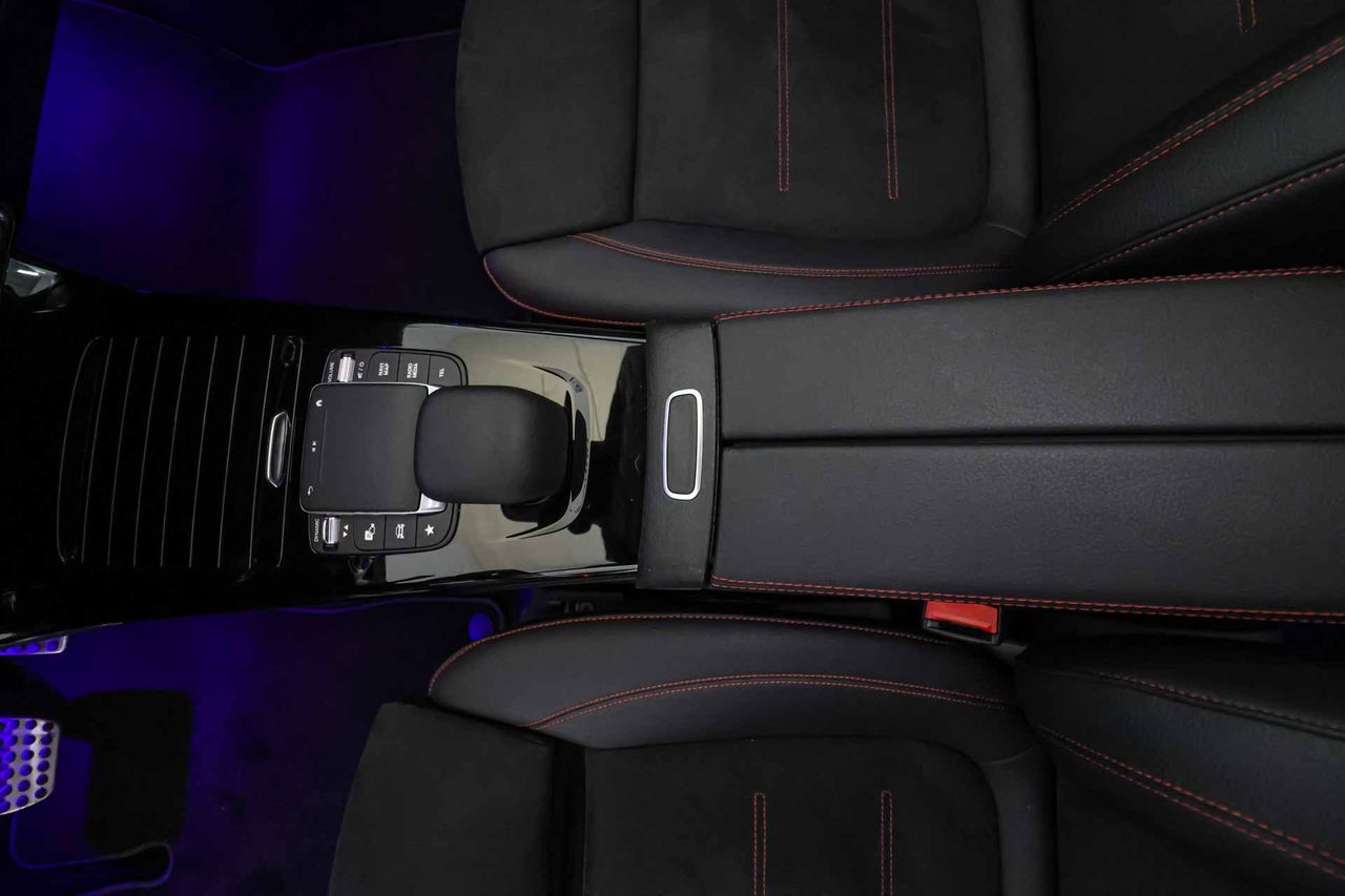 Mercedes Clase A Sedán A 250 e **Techo panorámico** - Foto 49