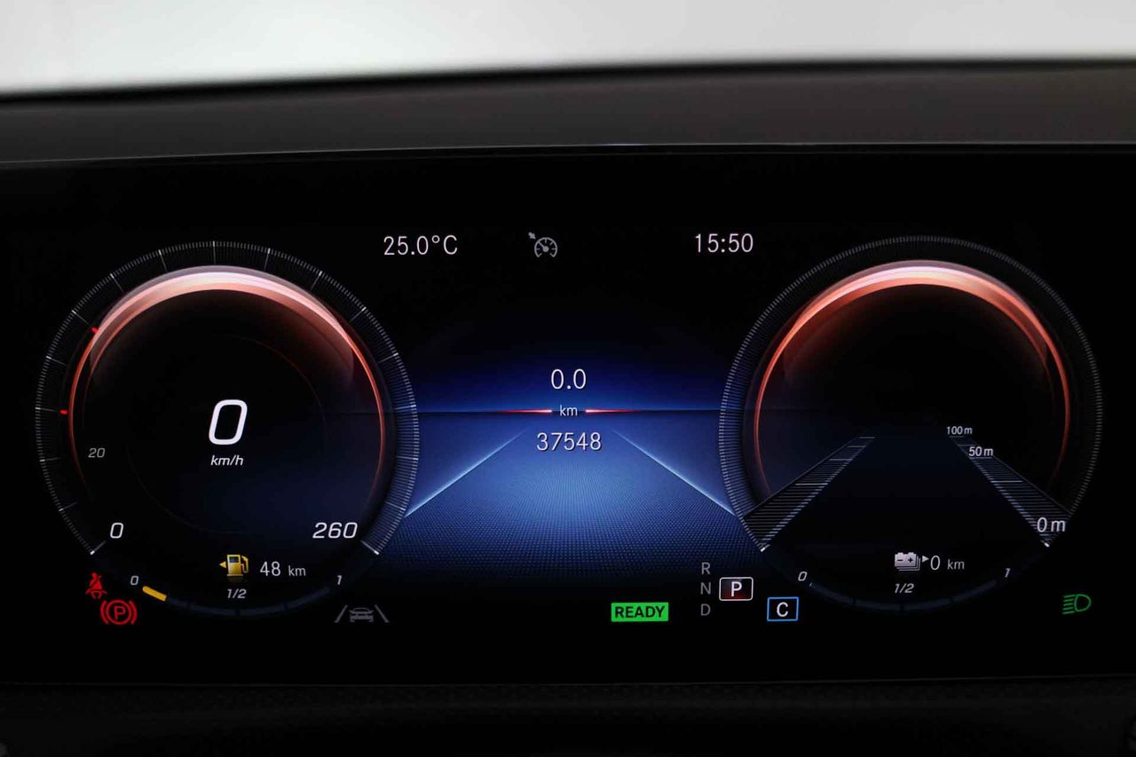Mercedes Clase A Sedán A 250 e **Techo panorámico** - Foto 58