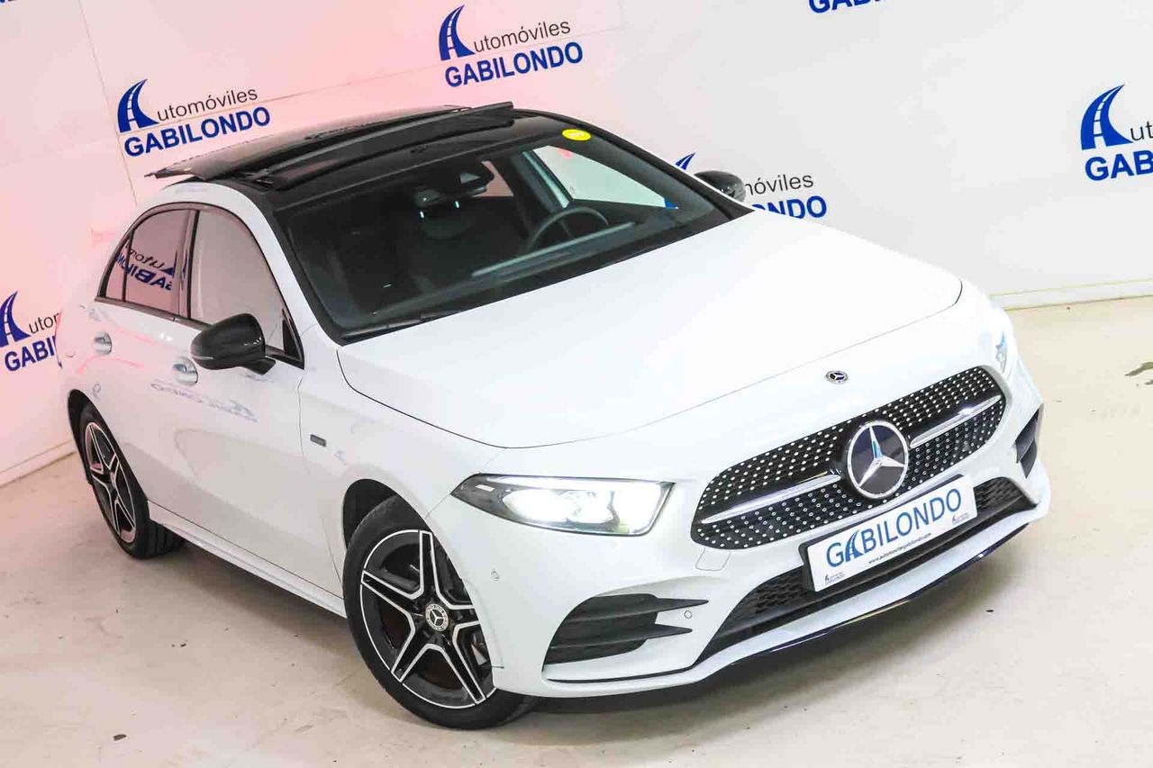 Mercedes Clase A Sedán A 250 e **Techo panorámico** - Foto 16
