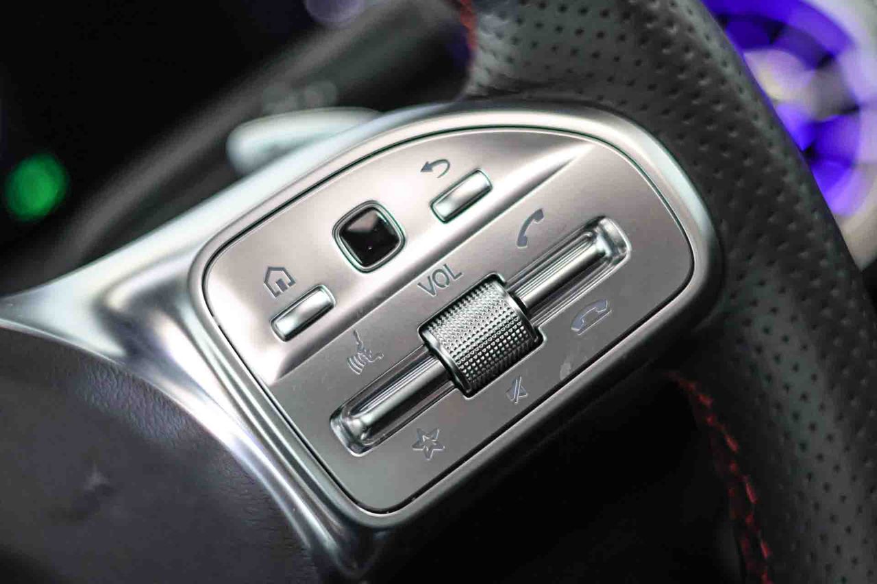Mercedes Clase A Sedán A 250 e **Techo panorámico** - Foto 42