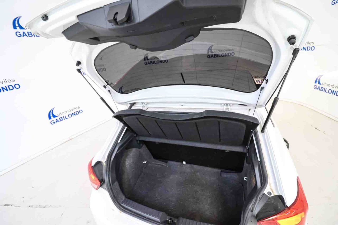 Seat Ibiza 1.0 MPI 59kW (80CV) Reference - Foto 16