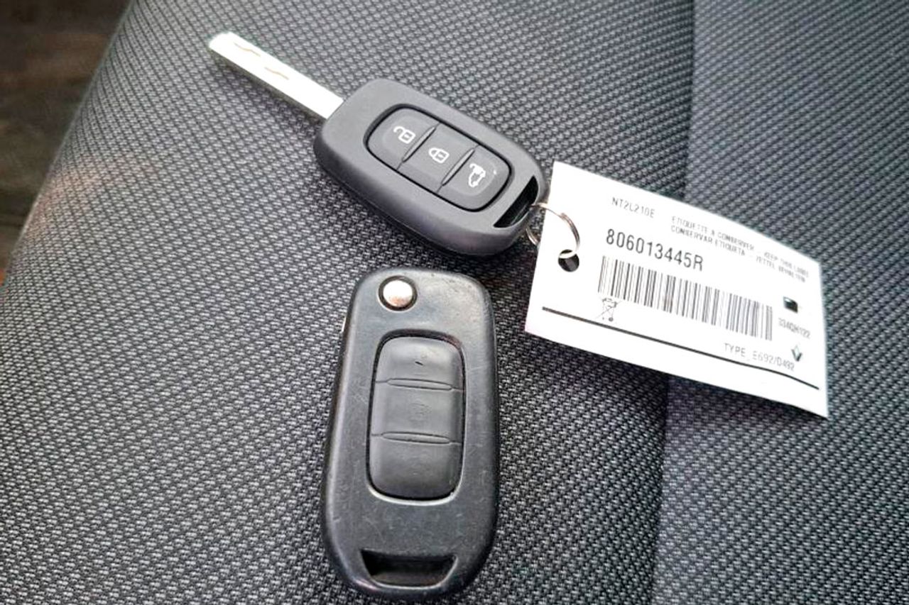 Renault Kangoo Furgón L1 1.5 Blue dCi - Foto 6