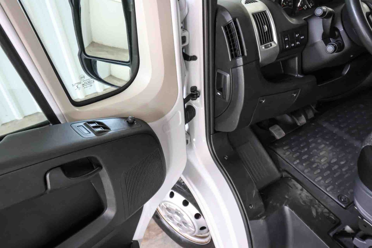 Fiat Ducato Ducato 30 L2H2 2.3 Pack Pro Nav - Foto 29