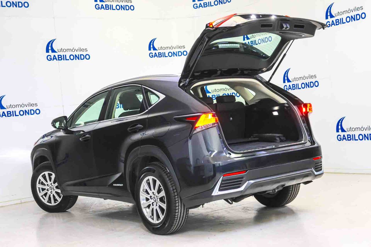 Lexus NX 2.5 300h Business 2WD - Foto 23