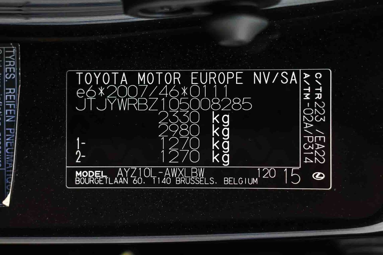 Lexus NX 2.5 300h Business 2WD - Foto 8