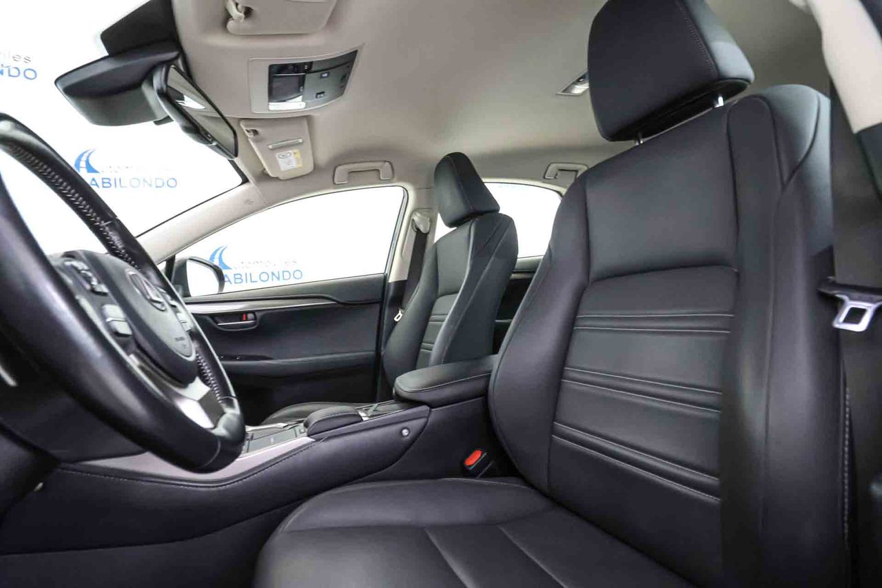 Lexus NX 2.5 300h Business 2WD - Foto 29