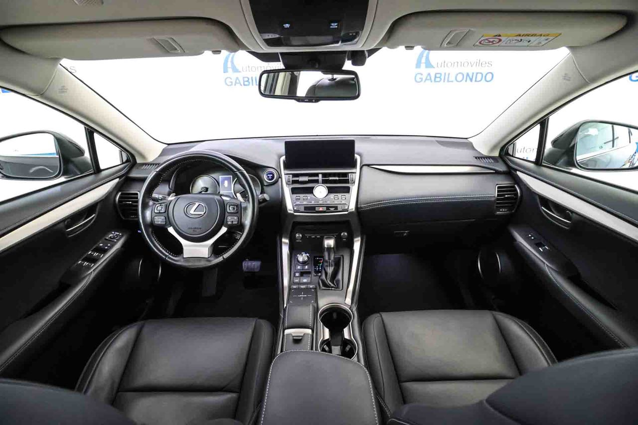 Lexus NX 2.5 300h Business 2WD - Foto 32
