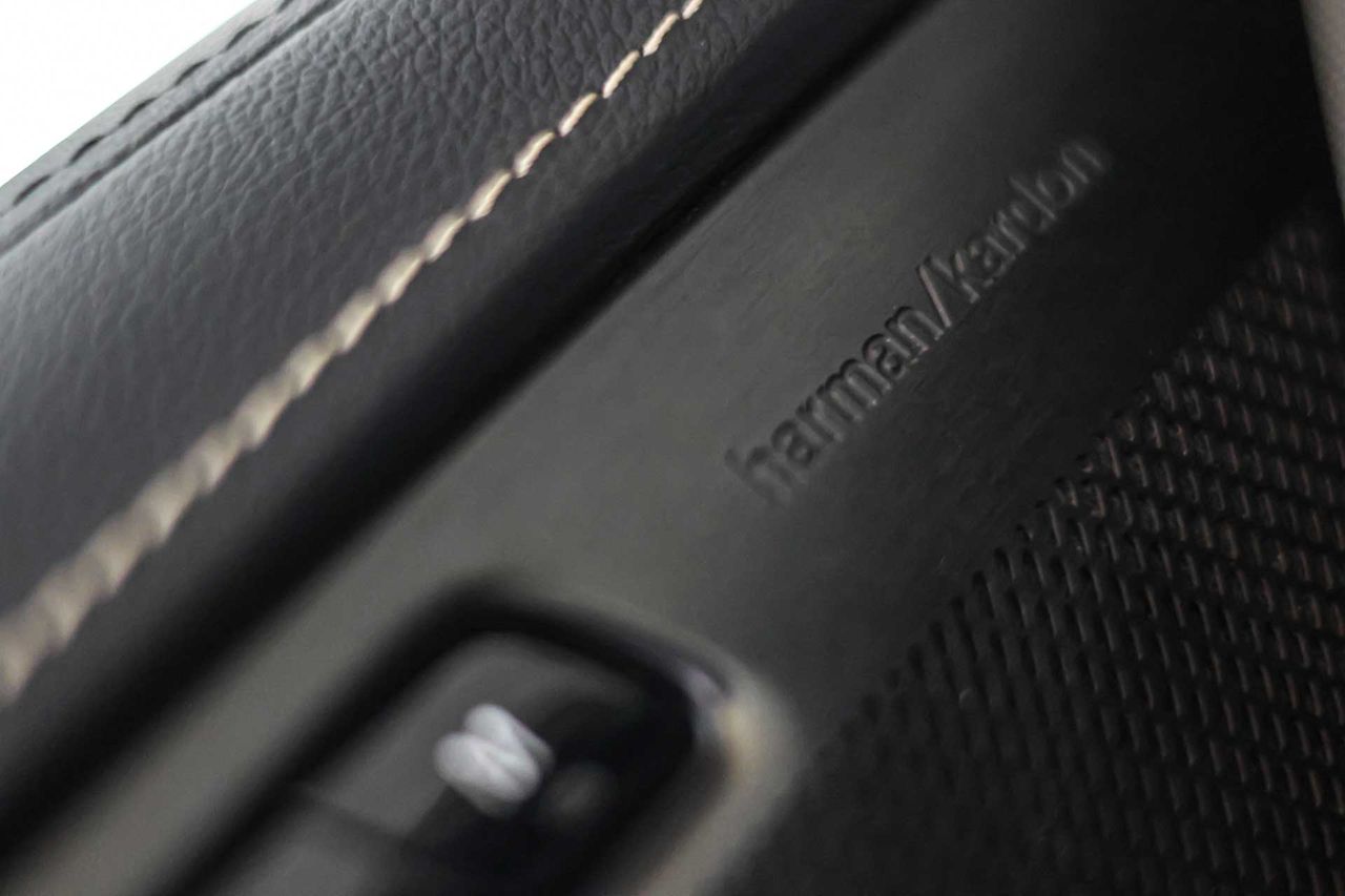 Volvo XC90 2.0 T8 AWD Recharge R-Design Auto **Techo panorámico** 7 Plazas - Foto 36