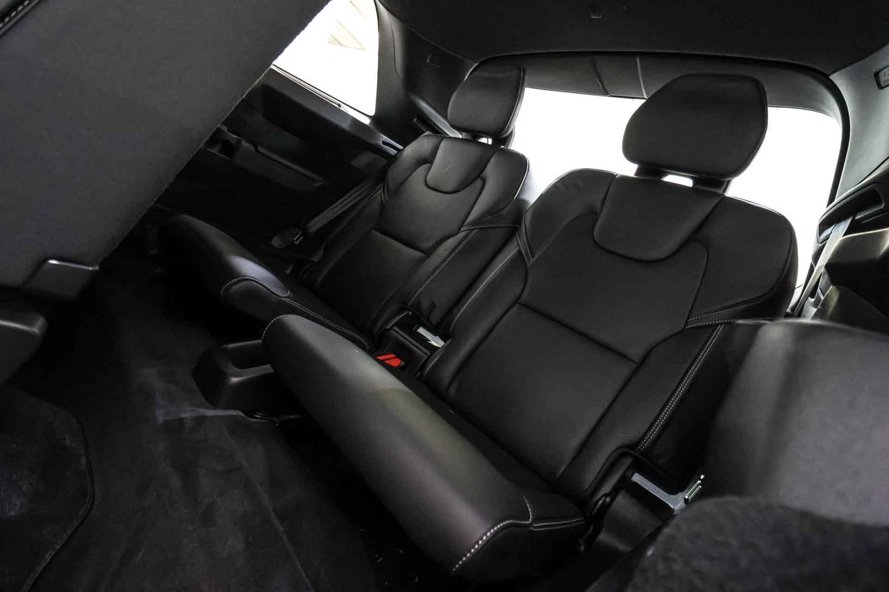 Volvo XC90 2.0 T8 AWD Recharge R-Design Auto **Techo panorámico** 7 Plazas - Foto 52